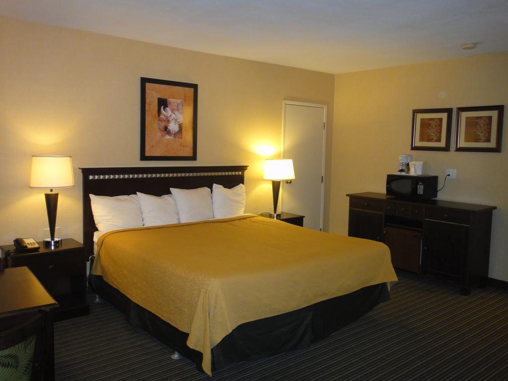 Motel 6 Vallejo, Ca - Napa Valley מראה חיצוני תמונה