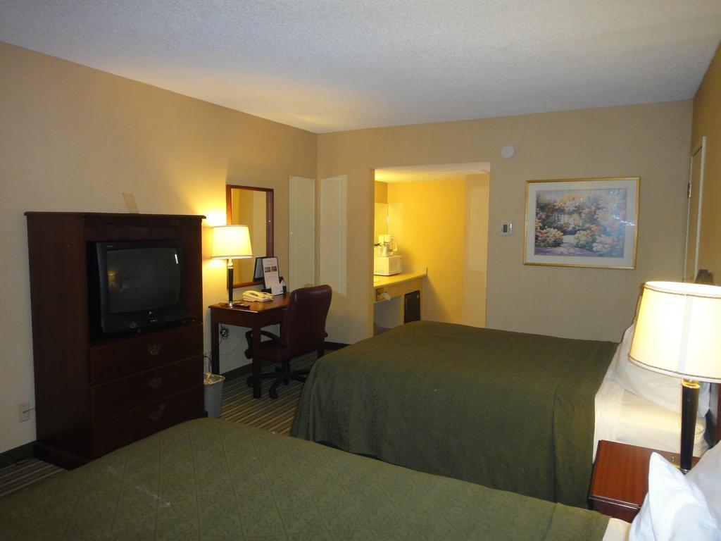 Motel 6 Vallejo, Ca - Napa Valley מראה חיצוני תמונה
