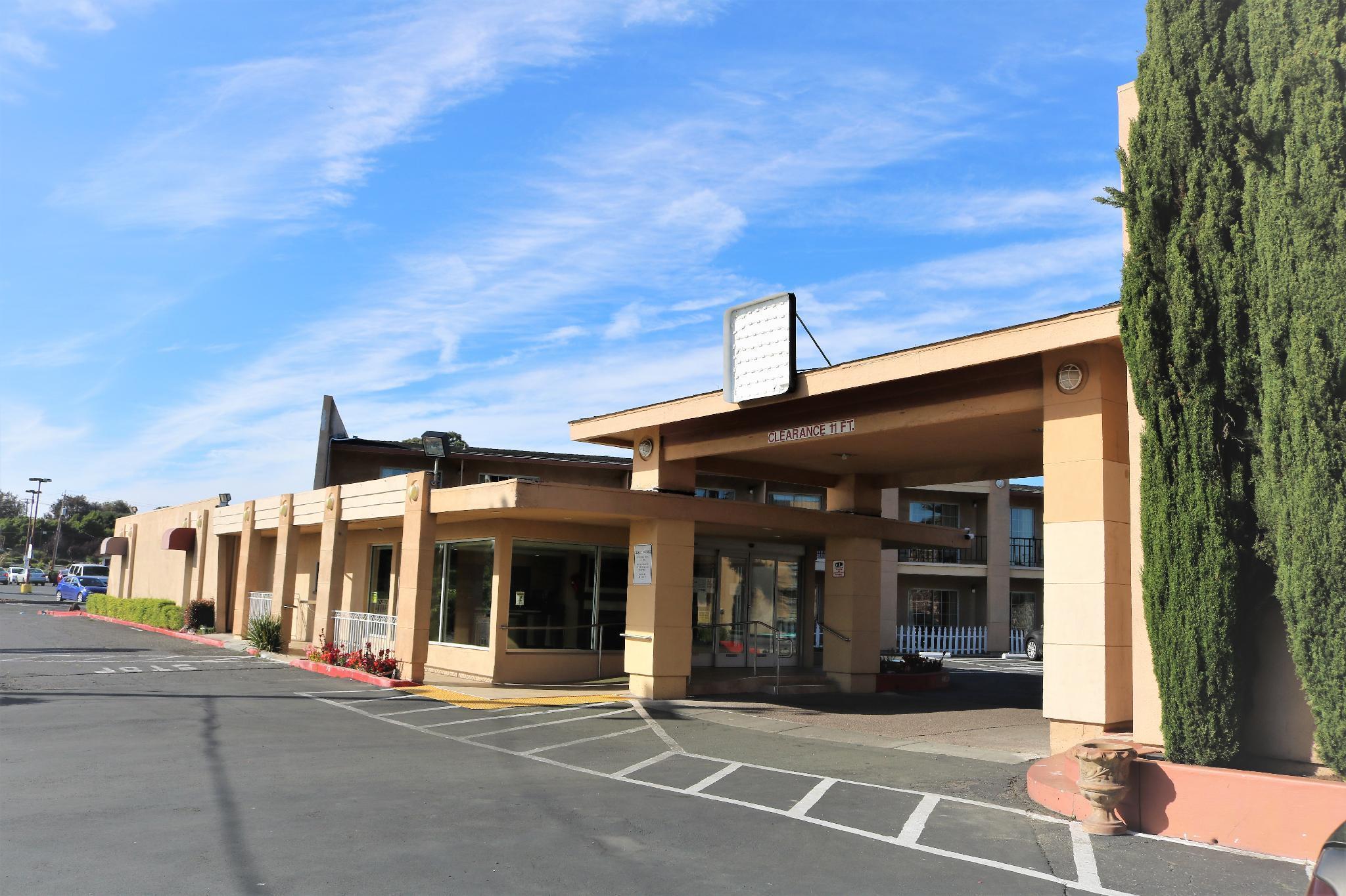 Motel 6 Vallejo, Ca - Napa Valley מראה חיצוני תמונה