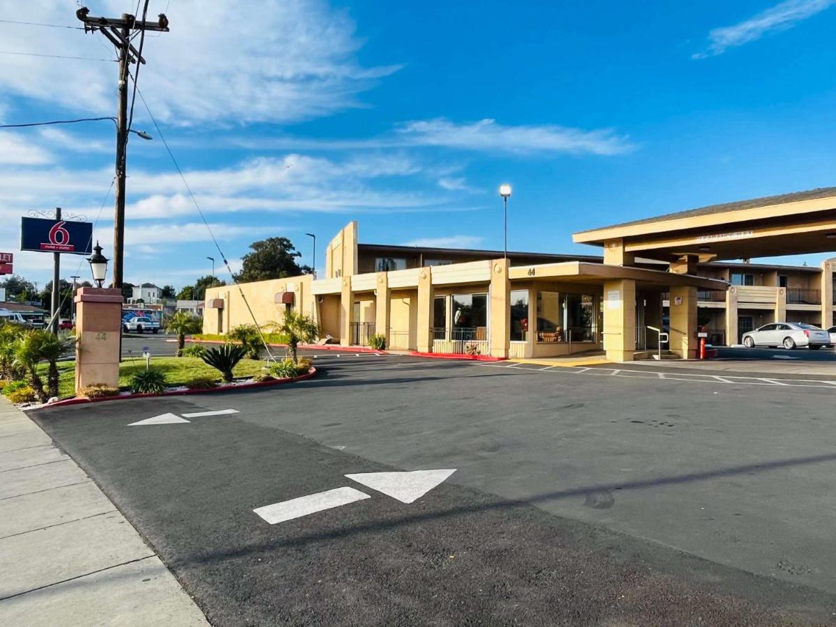 Motel 6 Vallejo, Ca - Napa Valley מראה חיצוני תמונה